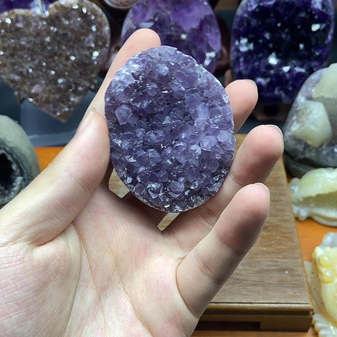 未镶嵌水晶大型摆件（非配饰）