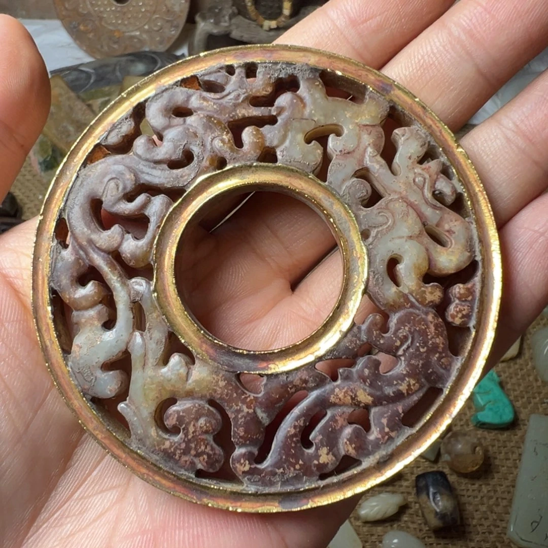 用***8和田玉（糖玉）未镶嵌颈饰