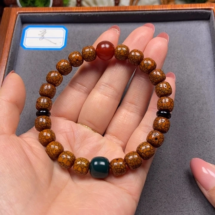 星月菩提吊坠菩提