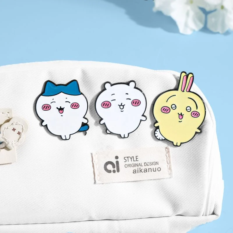 合金胸针 chiikawa系列金属徽章胸针吉伊卡哇乌萨奇小八服装饰品