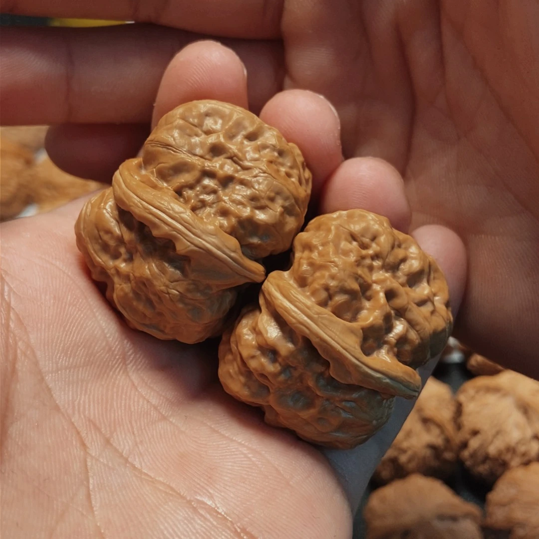 文玩核桃吊坠蛤蟆头