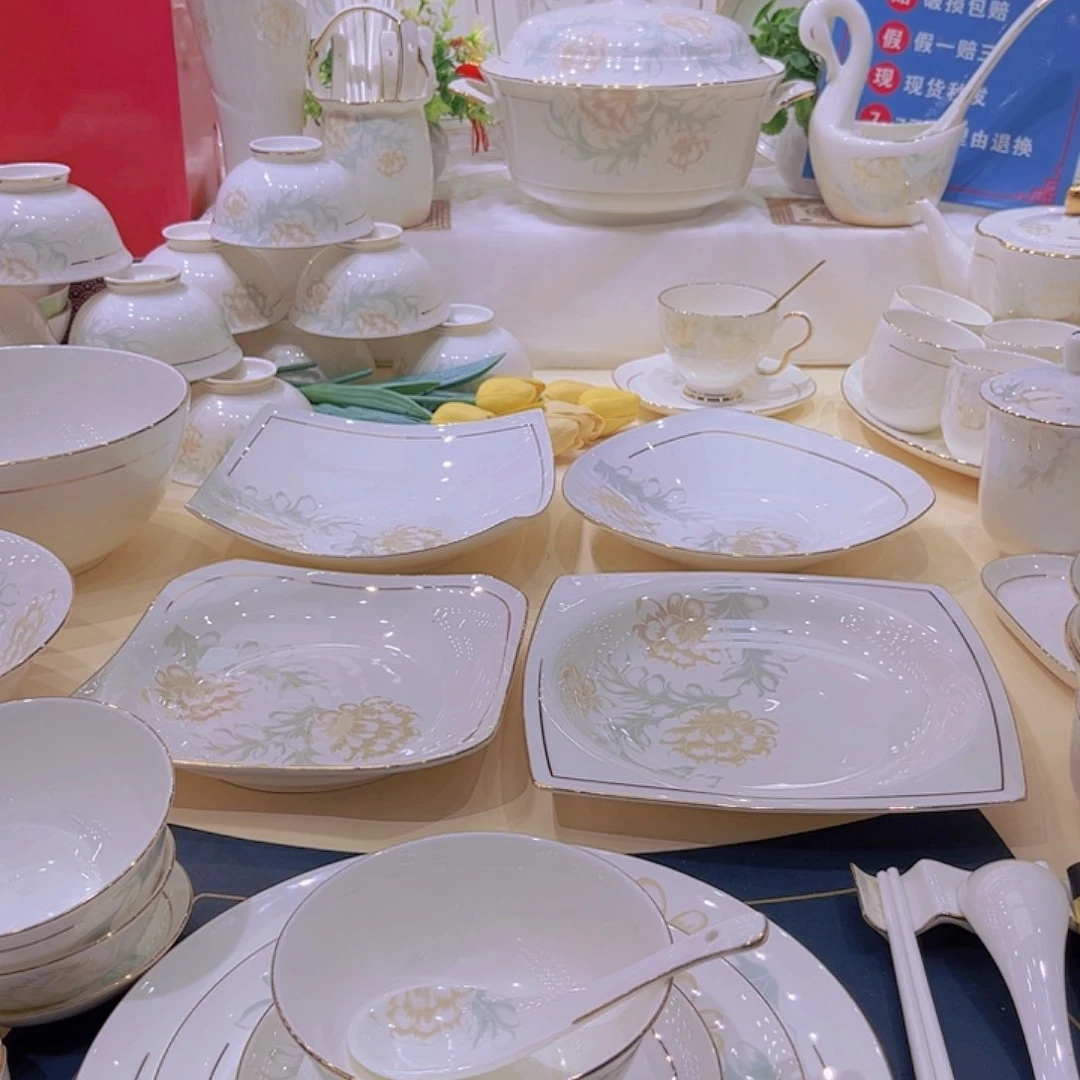 45%以上骨粉骨瓷圣*描金清雅米饭碗单拍