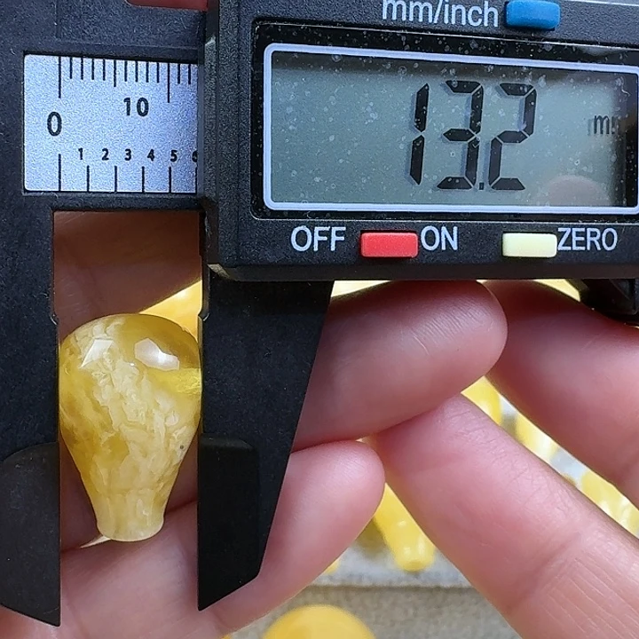 蜜蜡未镶嵌裸石39杂