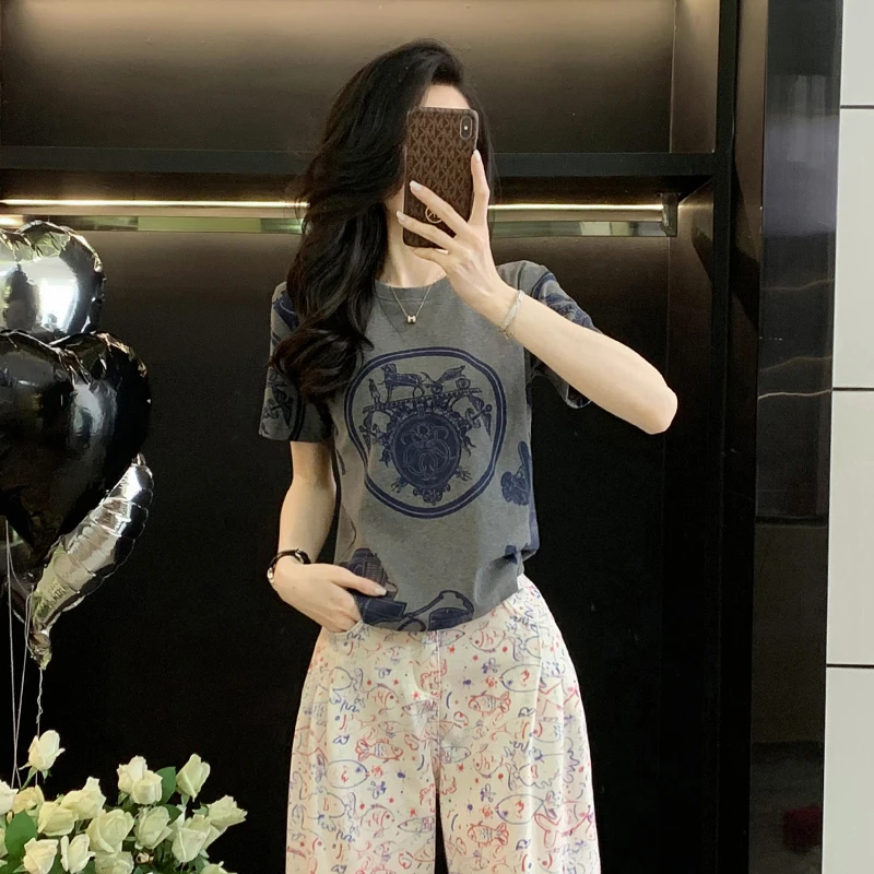 欧货时髦独特设计感印花灰色正肩短袖t恤女夏季新款百搭气质上衣