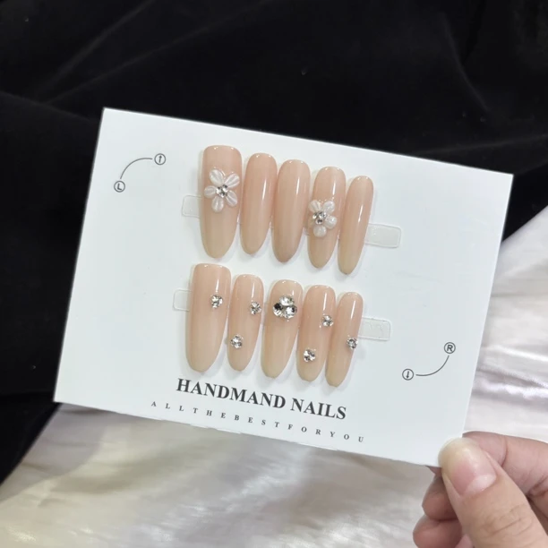 【许我耀眼同款】纯手工穿戴甲—许研同款美甲，网红爆款美甲默认无盒