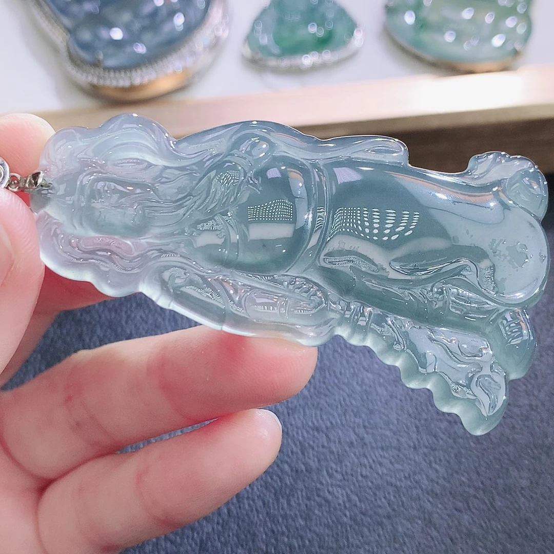 翡翠未镶嵌挂件翡翠