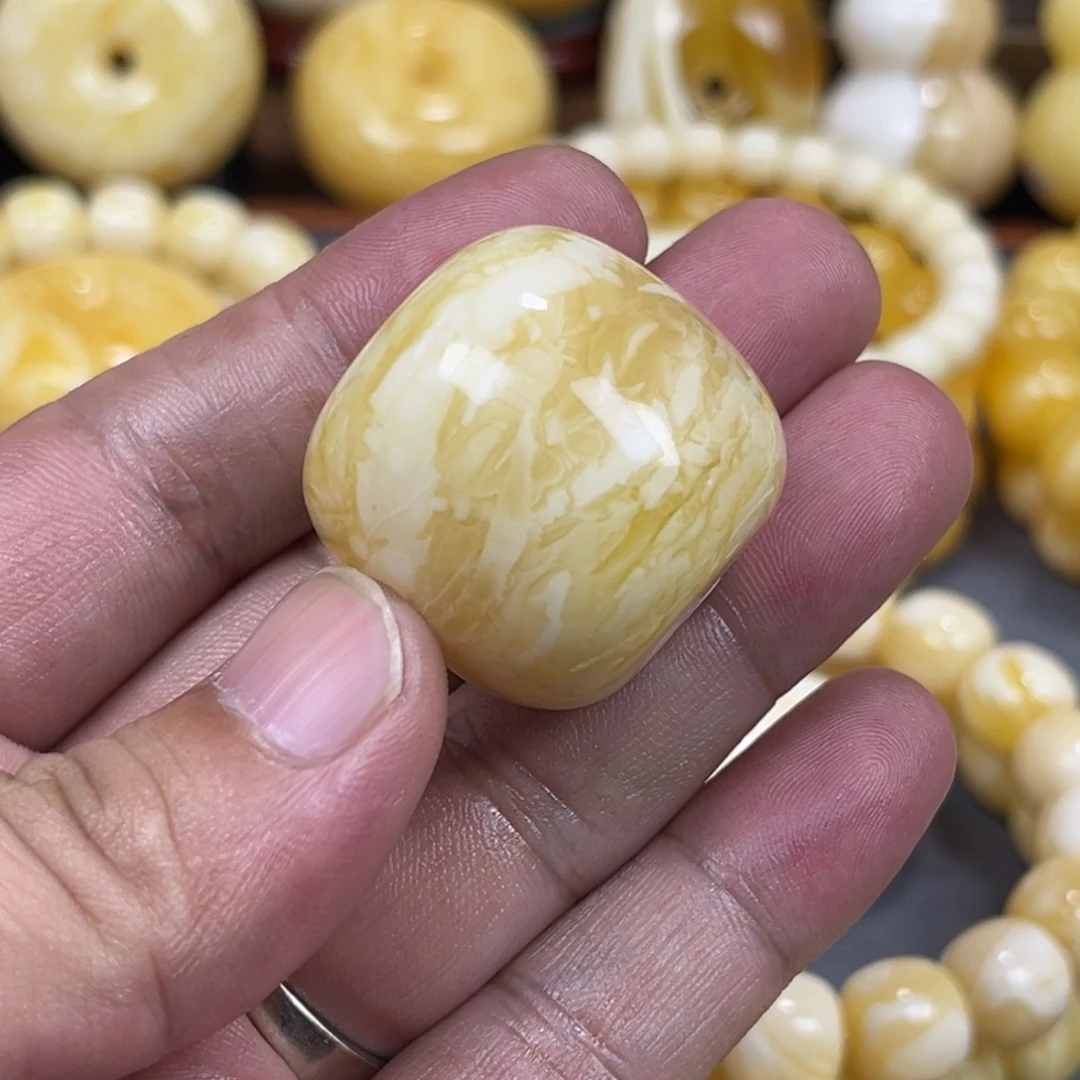琥珀未镶嵌手串虎皮纹大老邢29.5mm