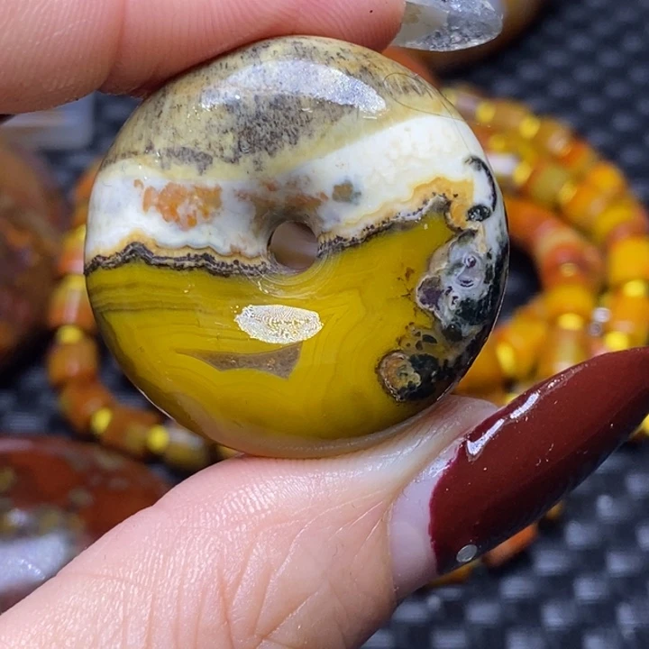 玛瑙/玉髓颈饰未镶嵌