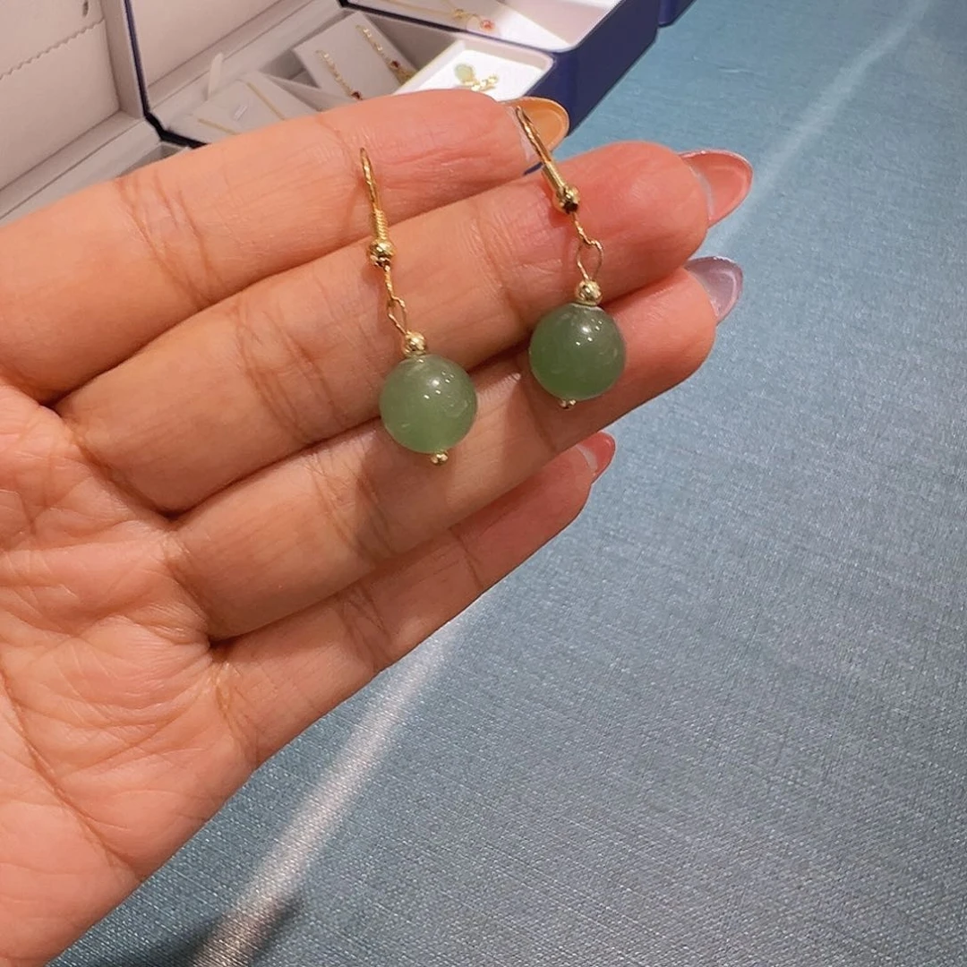 石英质玉未镶嵌颈饰