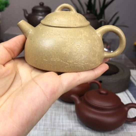 紫砂茶壶本段半月瓢120cc