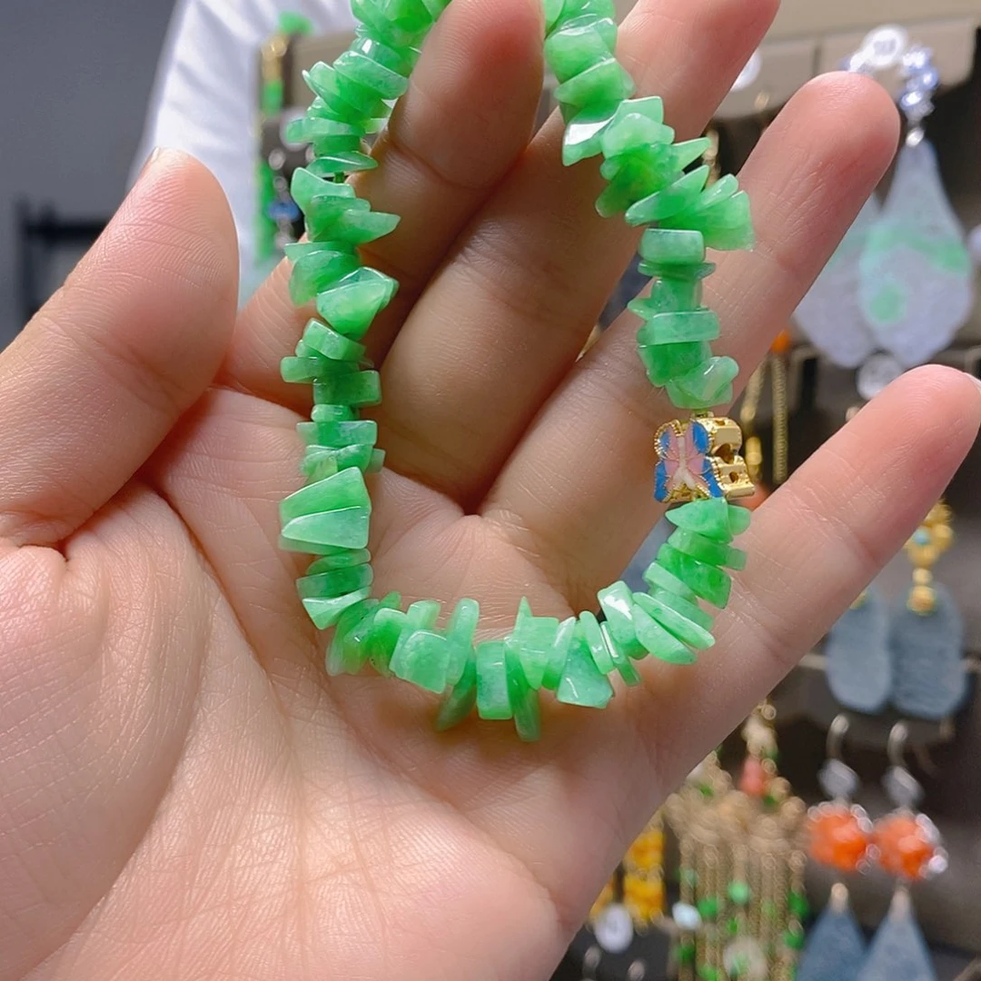 未镶嵌翡翠耳饰翡翠