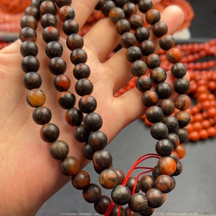 南红玛瑙未镶嵌多样性发货默认微瑕称重8mm