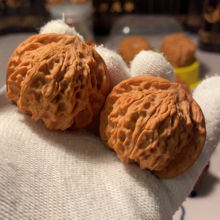 文玩核桃吊坠40秦公子