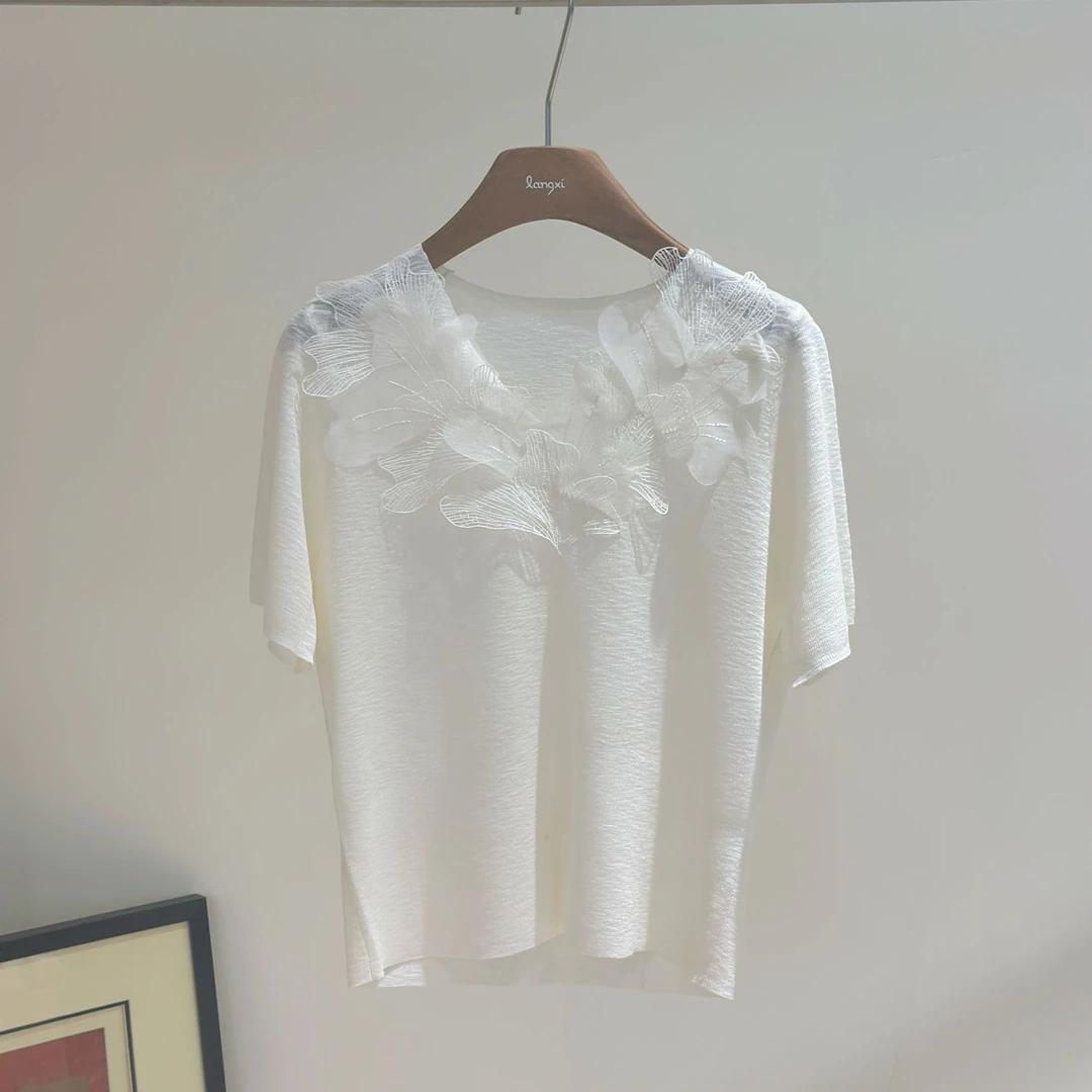 短袖蕾丝白色时尚休闲百搭打底女士夏季蕾丝白色时尚休闲百搭打底