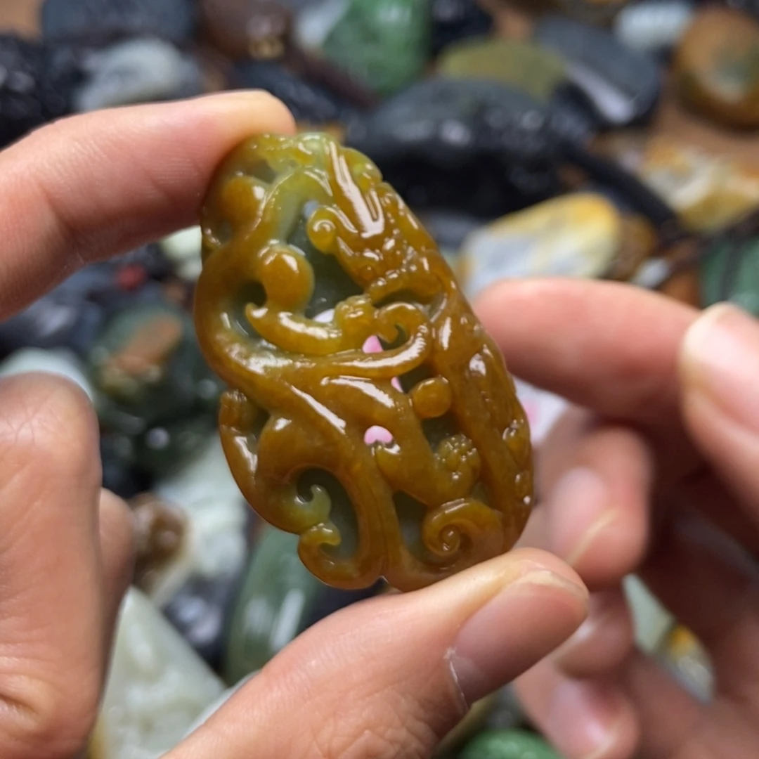 和田玉挂件未镶嵌