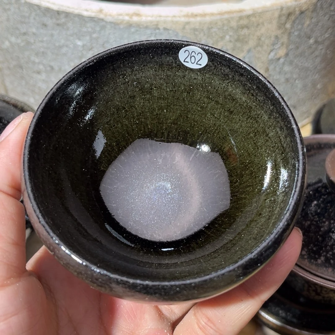 茶盏义兴龙窑坚持真柴烧