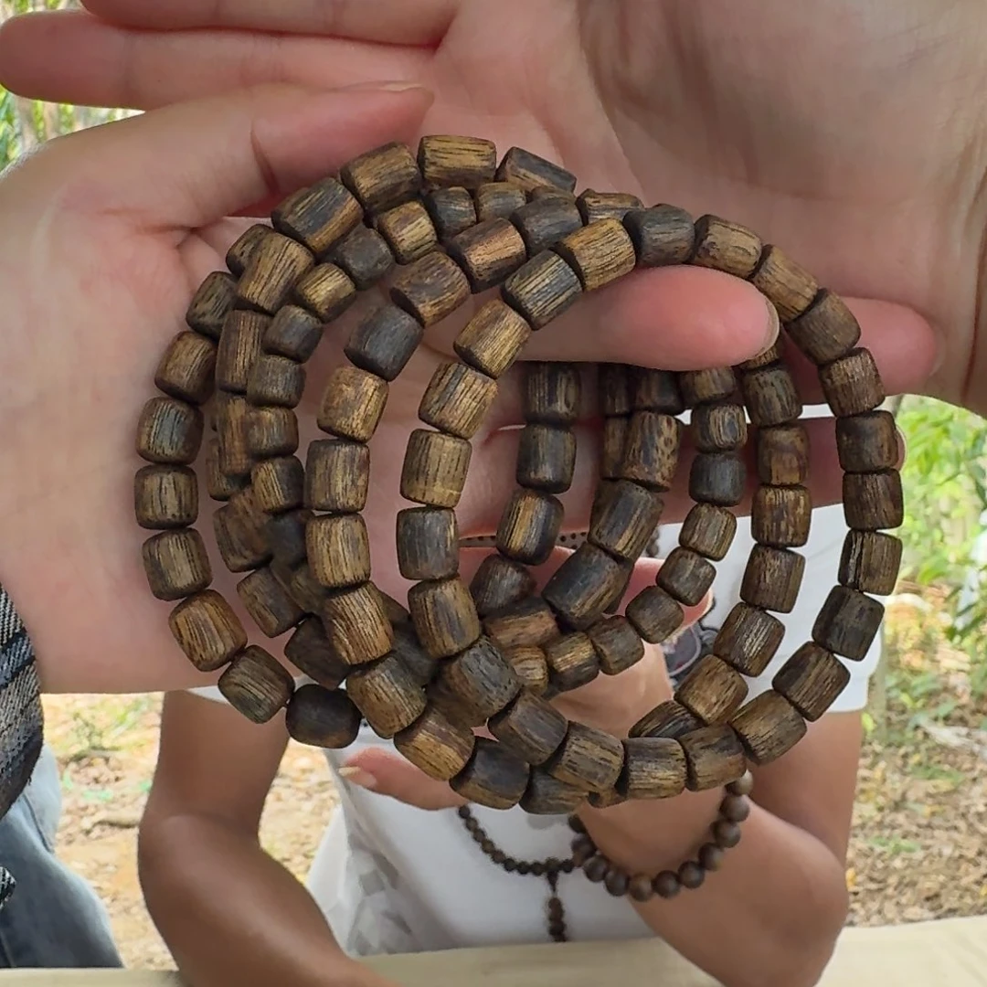 沉香手串绿奇楠沉香单圈约0.7多样性发一条