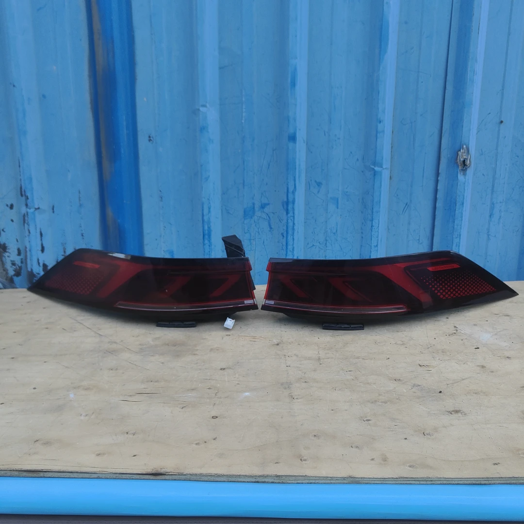 适用于21_24比亚迪秦plus后尾灯刹车灯防追尾灯