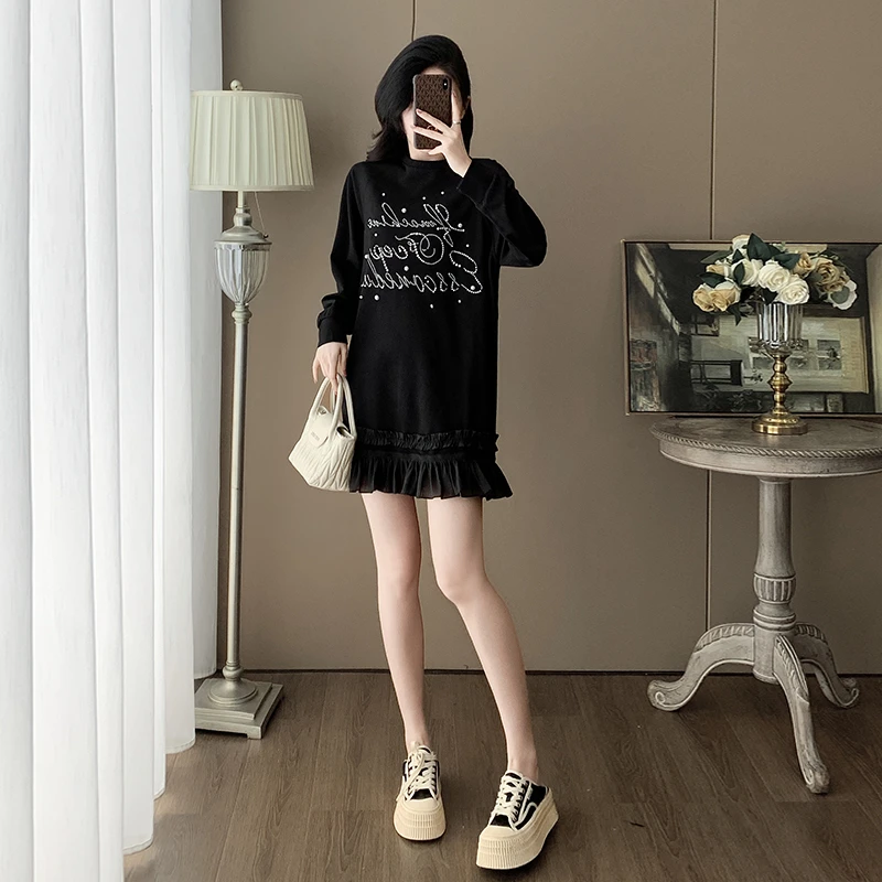 法式气质长袖圆领连衣裙女秋季收腰显瘦遮肉设计感小众小黑裙洋气