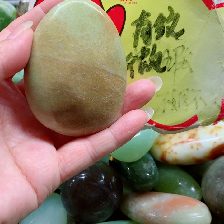 蛇纹石玉未镶嵌手把件