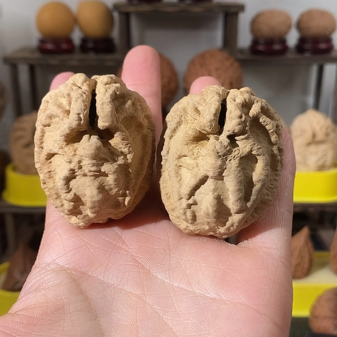 吊坠文玩核桃猴*鬼脸微色练手4041