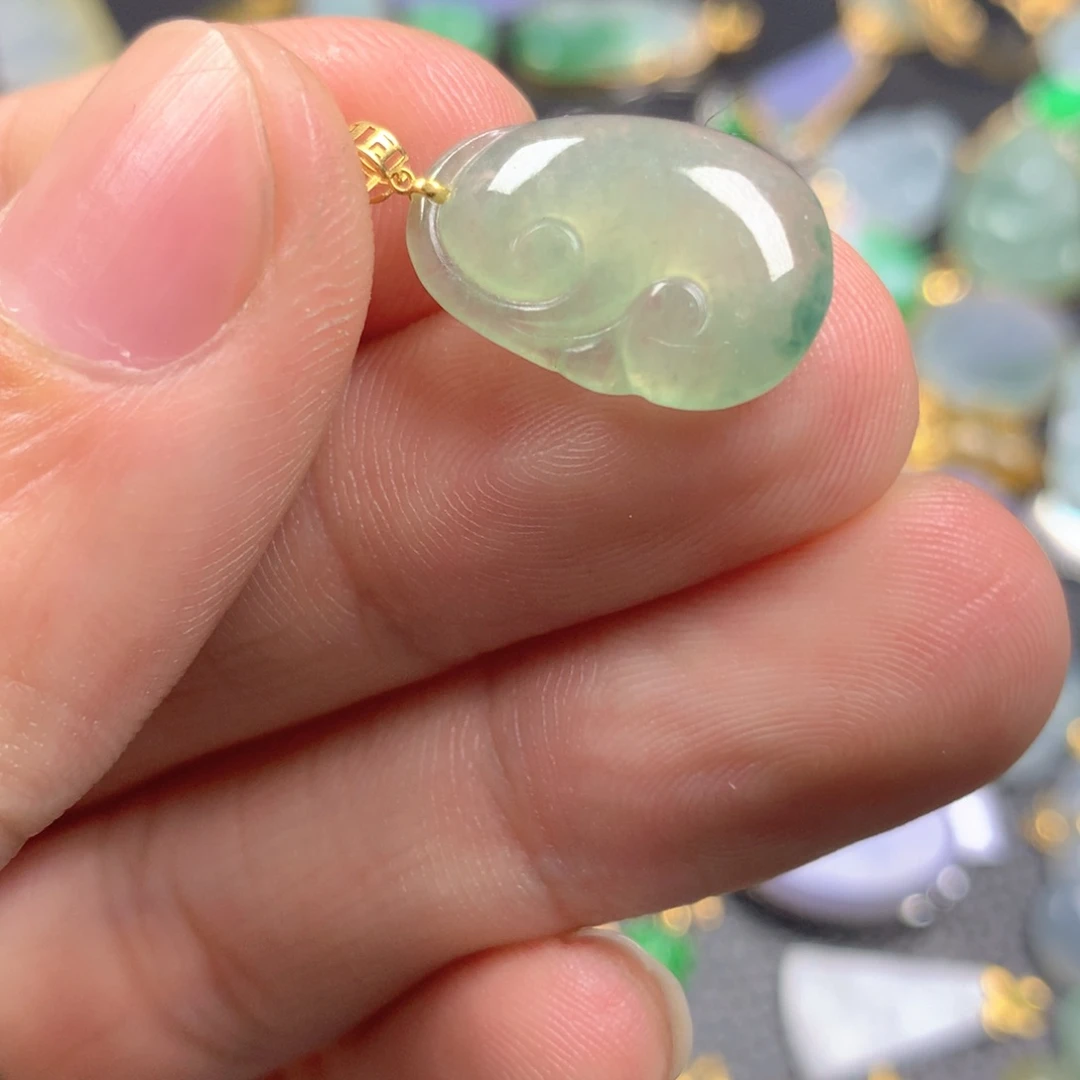 【闪购商品】翡翠颈饰18K金镶嵌翡翠