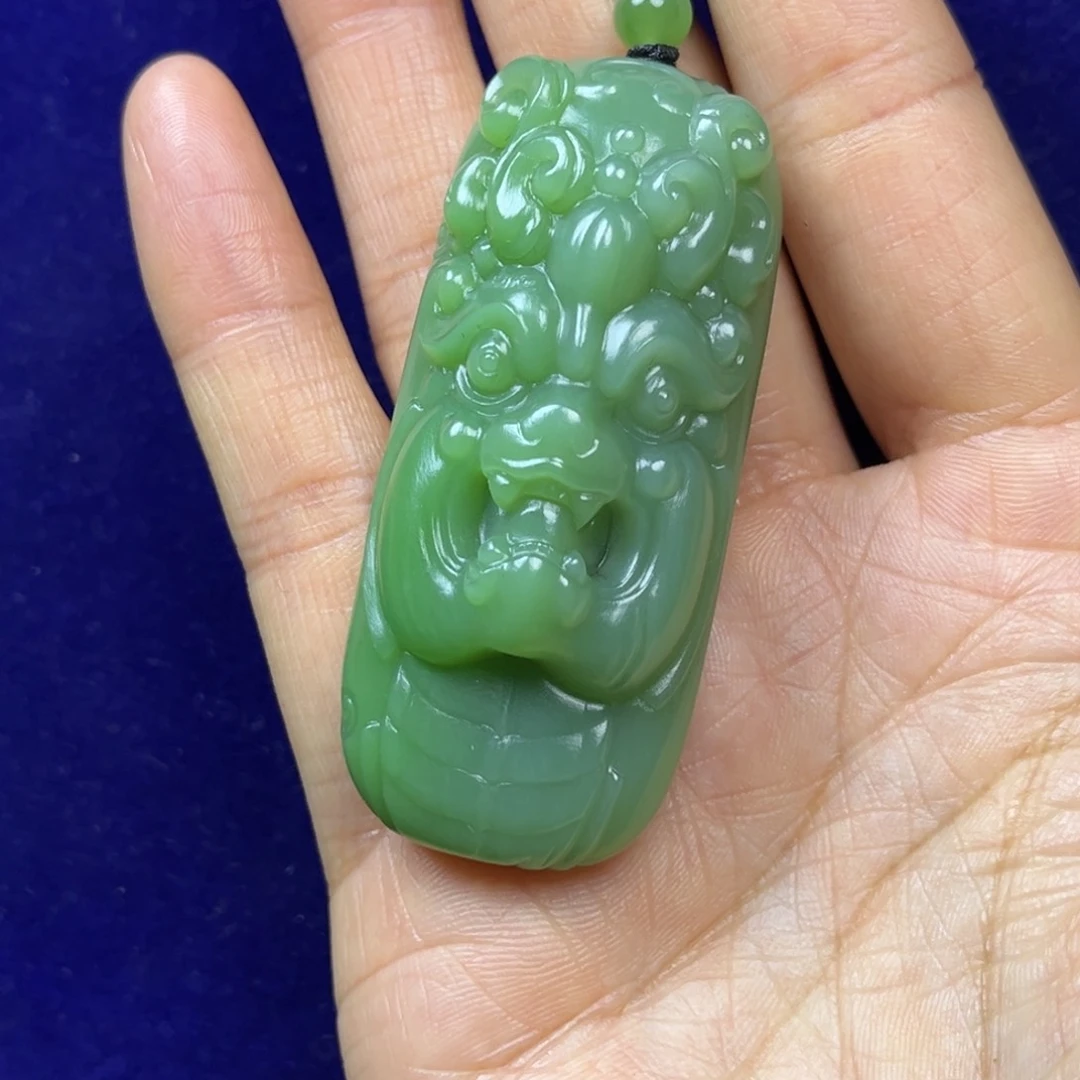 未镶嵌和田玉挂件