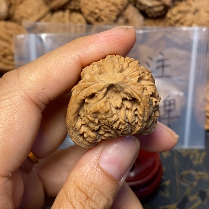 泛***仑文玩核桃吊坠文玩核桃异形单只