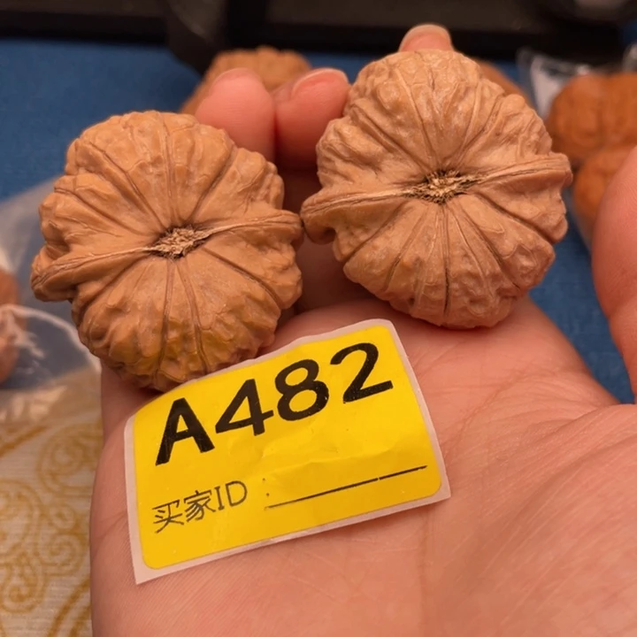 文玩核桃吊坠核桃