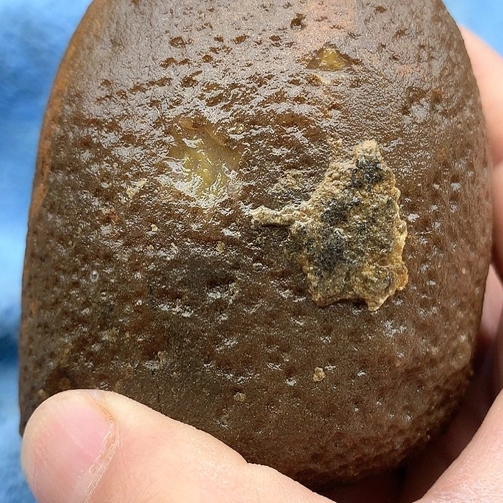 定制玛瑙孩*河北宣化战国红玛瑙原石