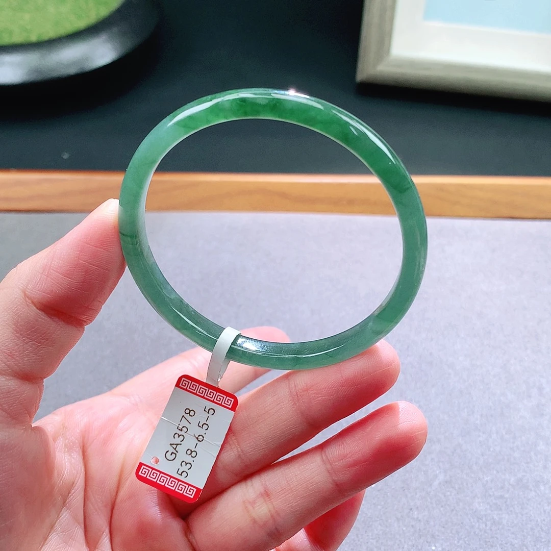 翡翠未镶嵌手镯天然翡翠手镯a货