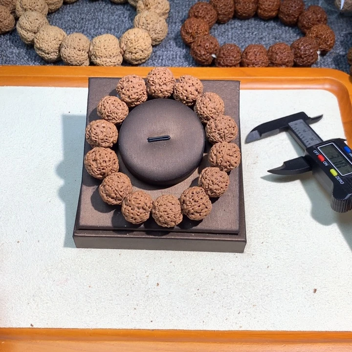 吊坠文玩核桃8号 19蜂王