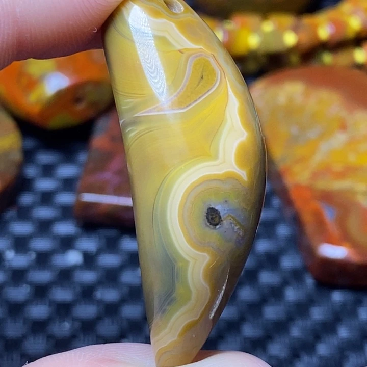 玛瑙/玉髓颈饰未镶嵌