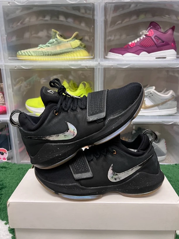 42码/pg1黑魂篮球鞋/二手正品9新/不是原鞋垫
