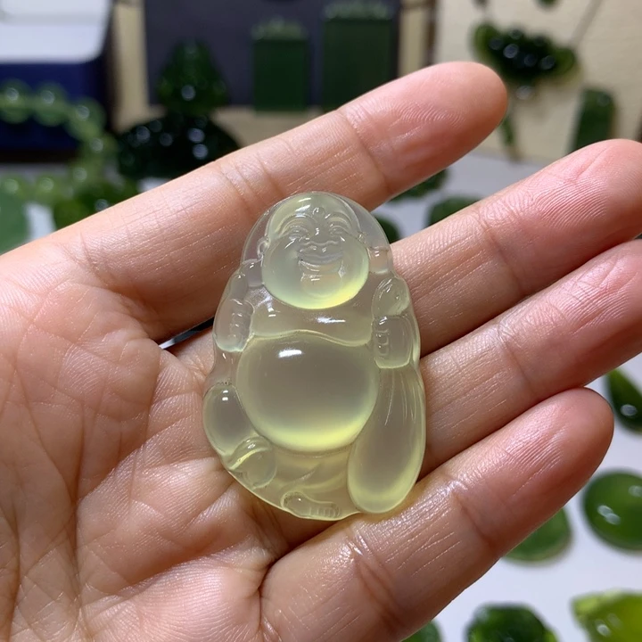 岫玉未镶嵌颈饰吊坠