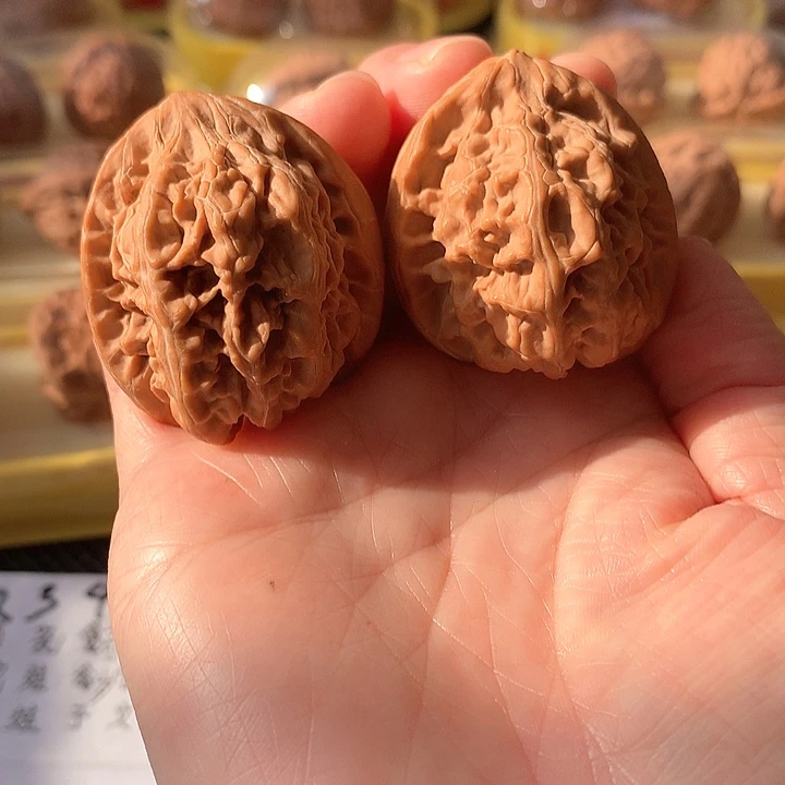 文玩核桃吊坠39尺马蹄