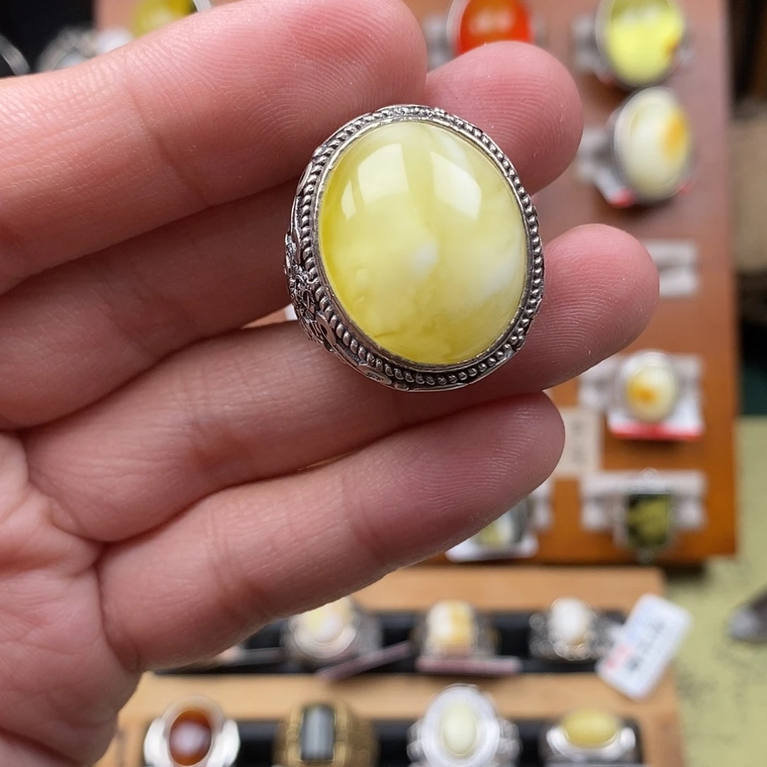 蜜蜡戒指银S925镶嵌蜜蜡