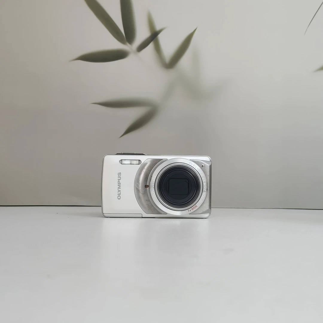 9新 Olympus/奥林巴斯 U7010 ccd相机1200W像素7倍光变屏幕小暗角