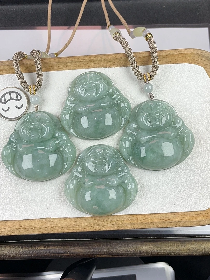 5C063翡翠辣绿大佛+送同款绳子（多样性发其一）