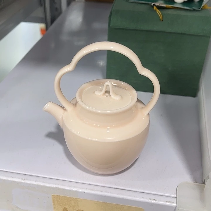 福利待遇多多哦哦哦