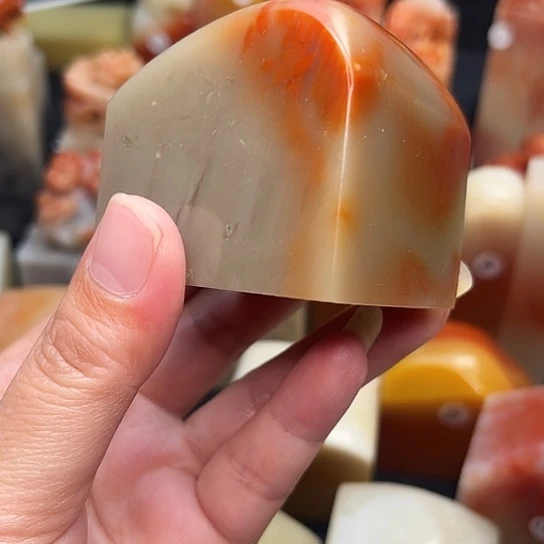 老挝石小**创老挝保利石印章