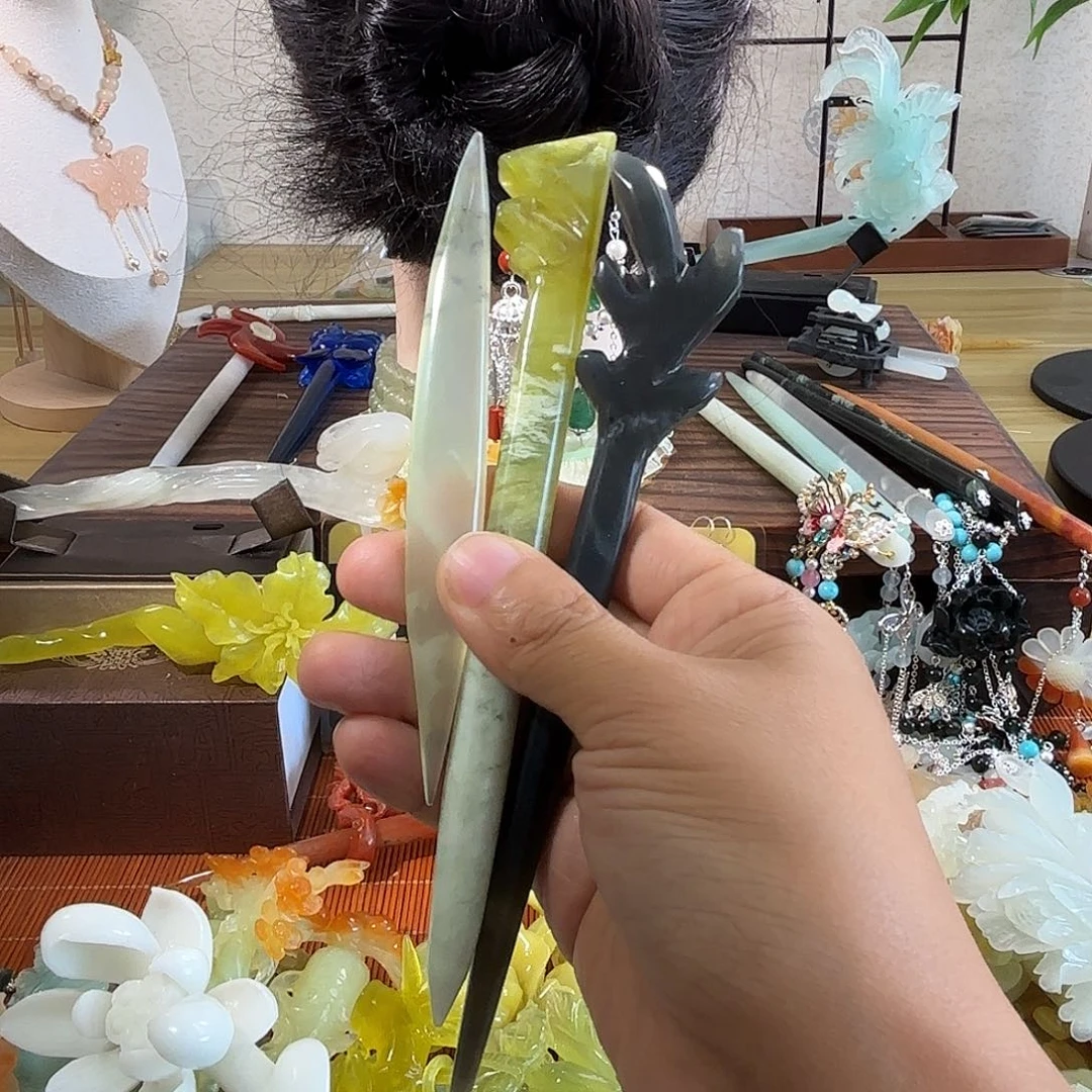 蛇纹石玉合金发饰