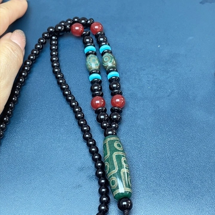 玛瑙/玉髓颈饰合金