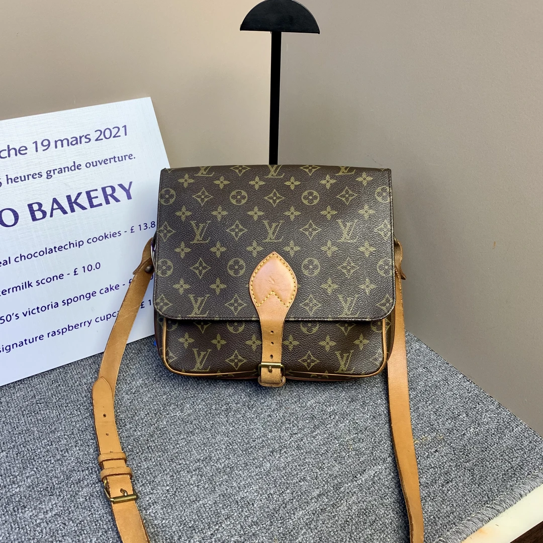 95新 LouisVuitton/路易威登 LV中古大号马鞍包斜挎包