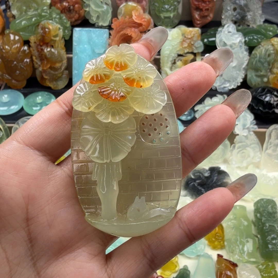 岫玉未镶嵌颈饰岫玉雨巷