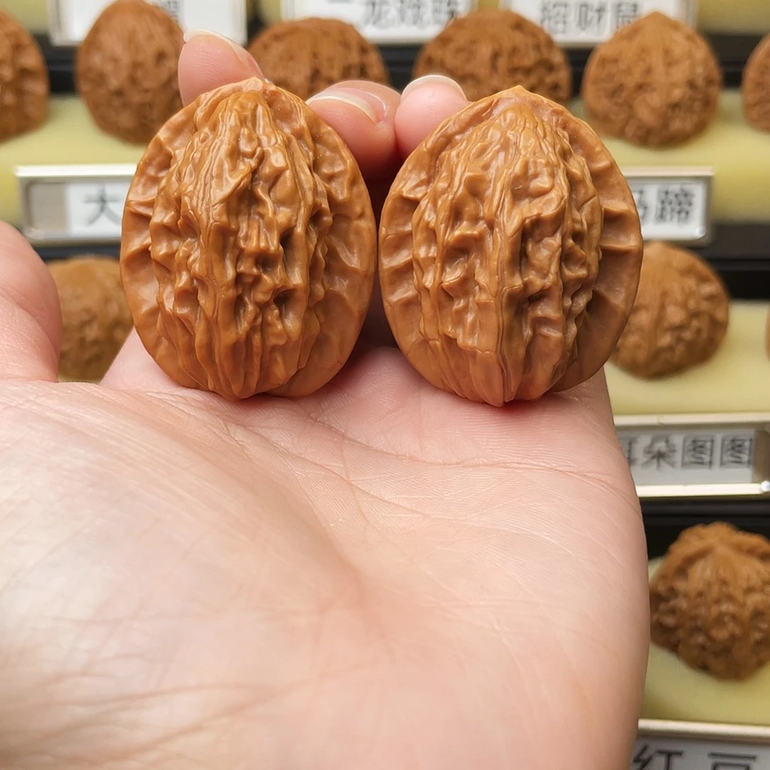 吊坠文玩核桃大红袍35尺310