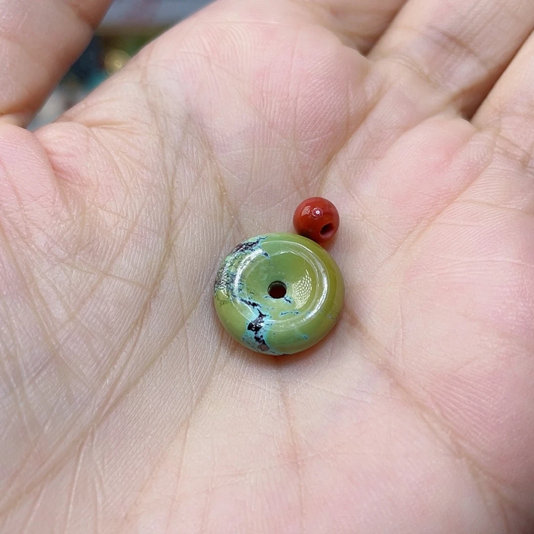 未镶嵌配饰南红玛瑙