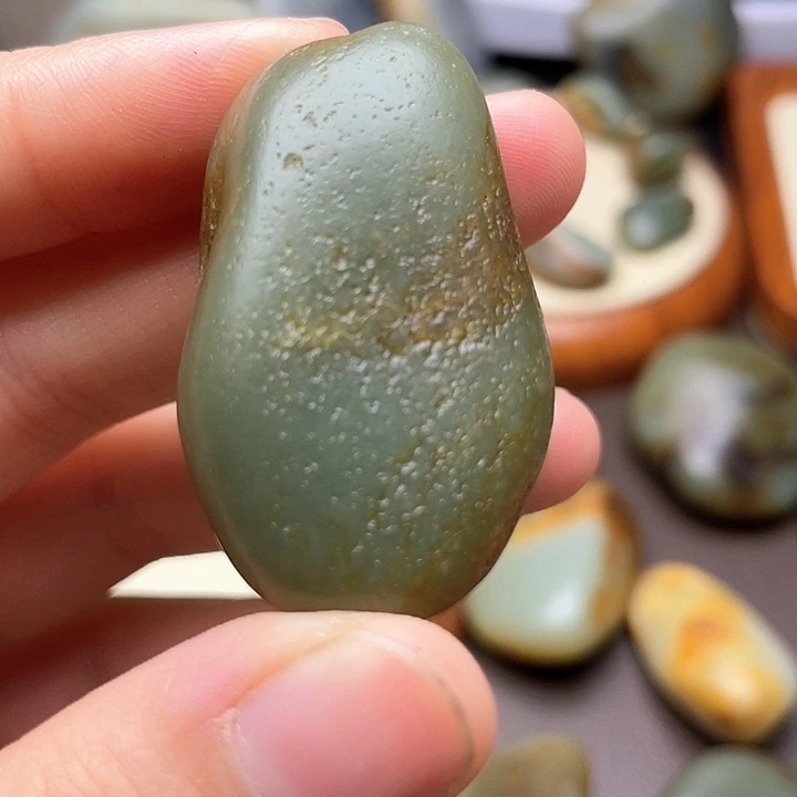 和田玉未镶嵌颈饰7
