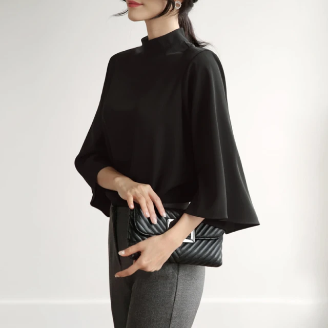 黑色上衣女春秋高级感雪纺衬衫设计感洋气气质衬衣春季喇叭袖上衣