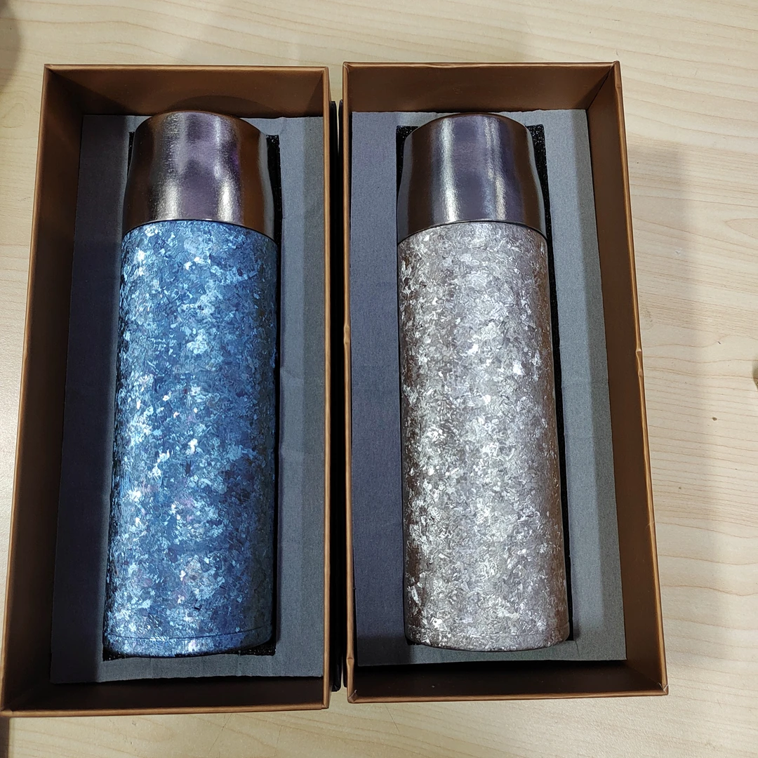 飘花保温杯（太个别轻微划痕）